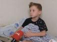 Розірвані коліно і п'ята: У Києві пес накинувся на п'ятирічного хлопчика